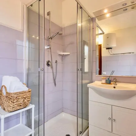 In Just 100 Mt From The Sea, With Air Conditioning And Private Outdoor Area *