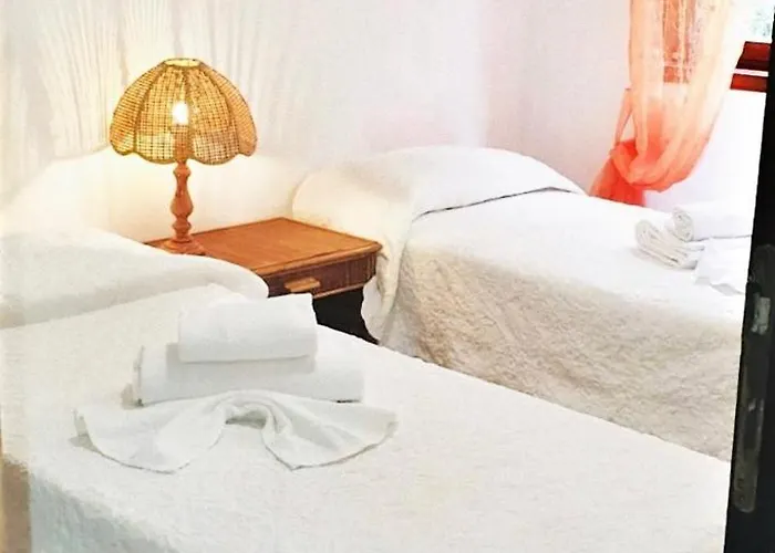 In Just 100 Mt From The Sea, With Air Conditioning And Private Outdoor Area Apart Otel *