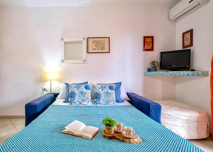 In Just 100 Mt From The Sea, With Air Conditioning And Private Outdoor Area Marinella (Sardinia)