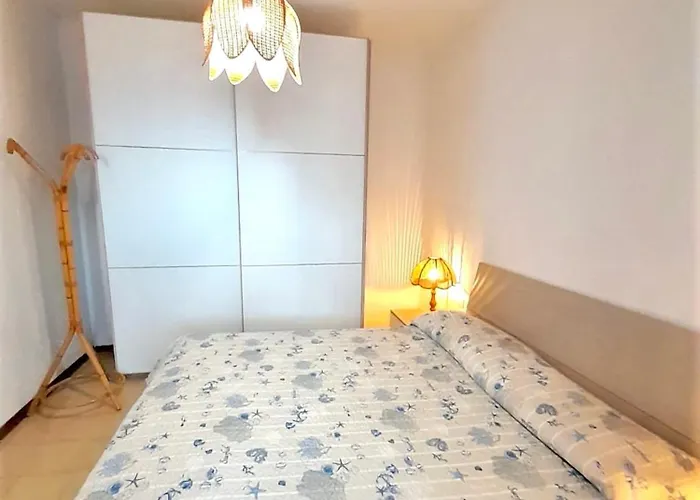 In Just 100 Mt From The Sea, With Air Conditioning And Private Outdoor Area *
