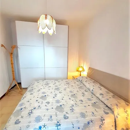 In Just 100 Mt From The Sea, With Air Conditioning And Private Outdoor Area *