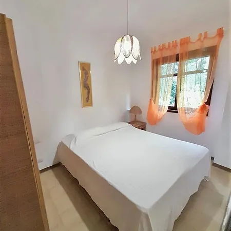 Aparthotel In Marinella Just 100 Mt From The Sea, With Air Conditioning And Private Outdoor Area *