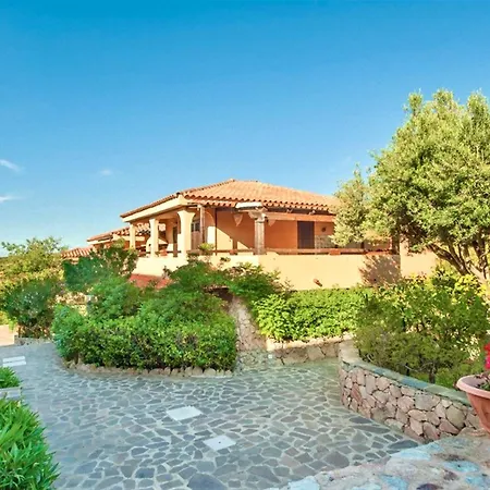In Marinella Just 100 Mt From The Sea, With Air Conditioning And Private Outdoor Area Aparthotel *