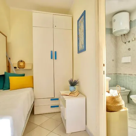 In Marinella Just 100 Mt From The Sea, With Air Conditioning And Private Outdoor Area Aparthotel *